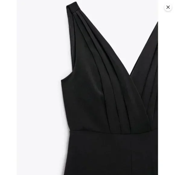 ZARA Sleeveless Pleated Front Wide Leg Jumpsuit in Black Size M MWT - Picture 4 of 6